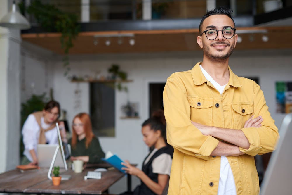 Recrutamento e seleção em pequenas e médias empresas: como contratar bem mesmo com recursos limitados? Passo a passo
